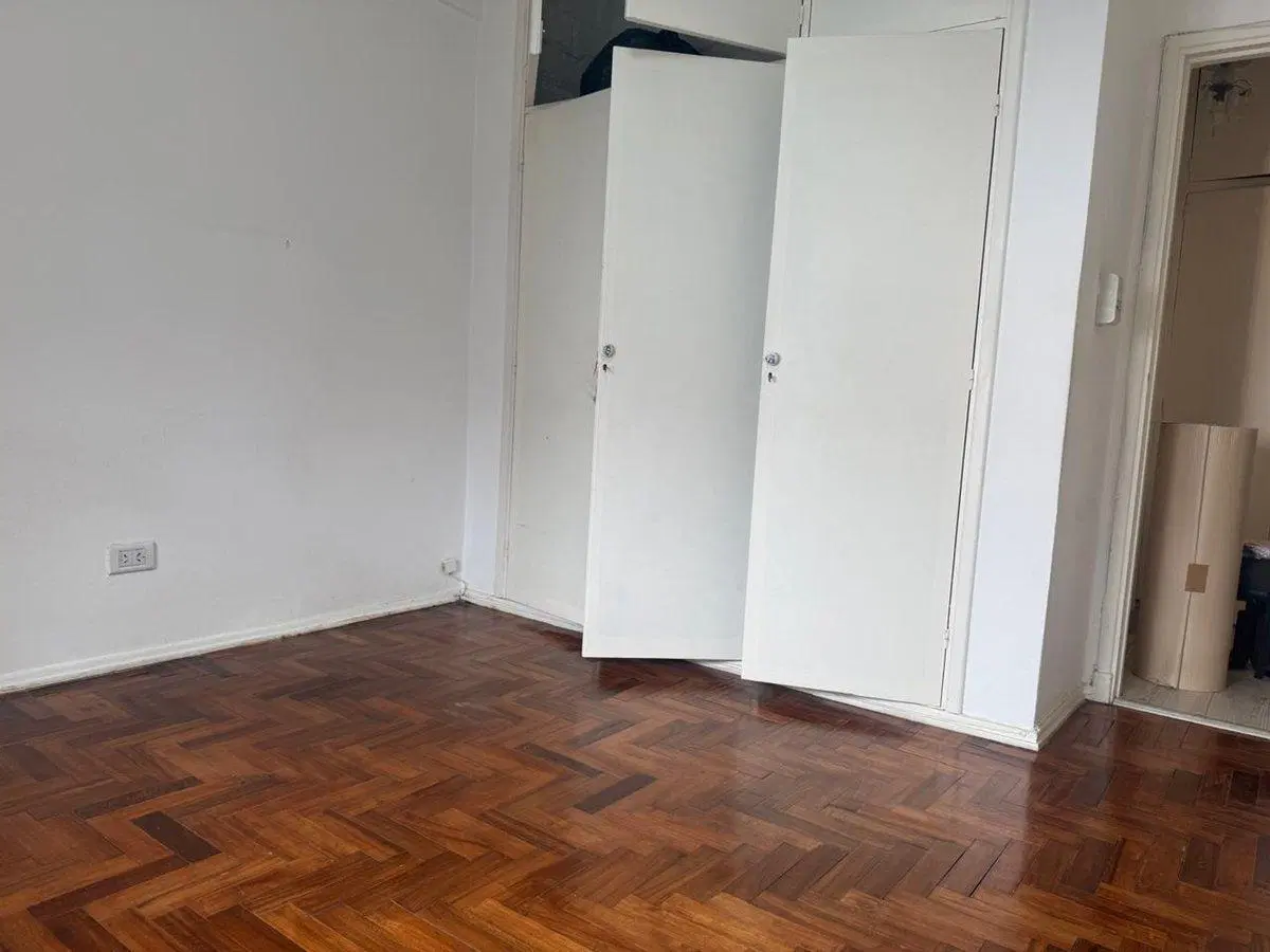 VENTA DEPARTAMENTO 2 AMBIENTES EN CIUDADELA 4