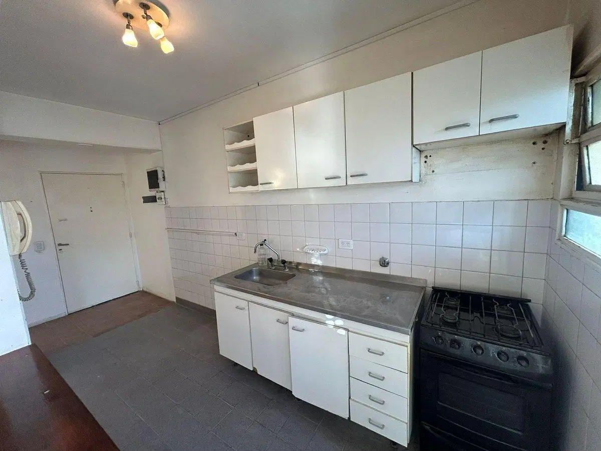 ALQUILER DEPARTAMENTO 4 AMB EN CIUDADELA 3