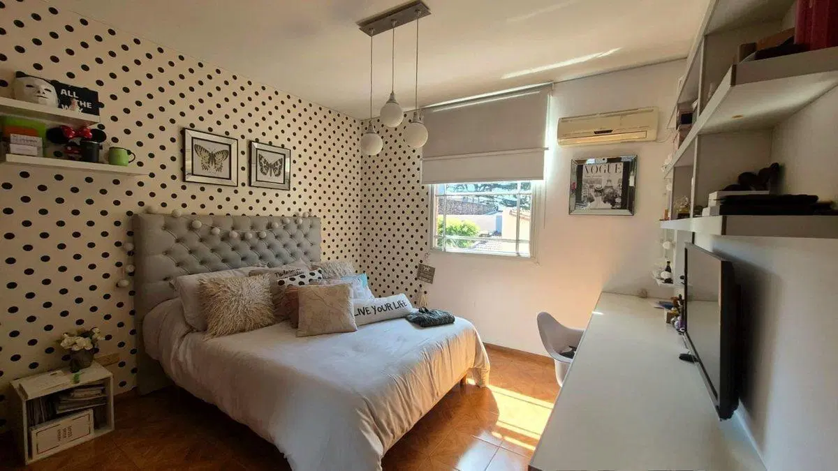 Venta tríplex 4 Ambientes Ramos Mejia 2