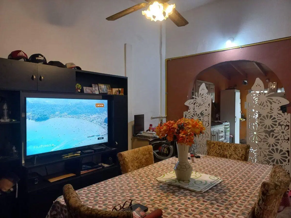 Venta Casa  3 ambientes G. Catán 8