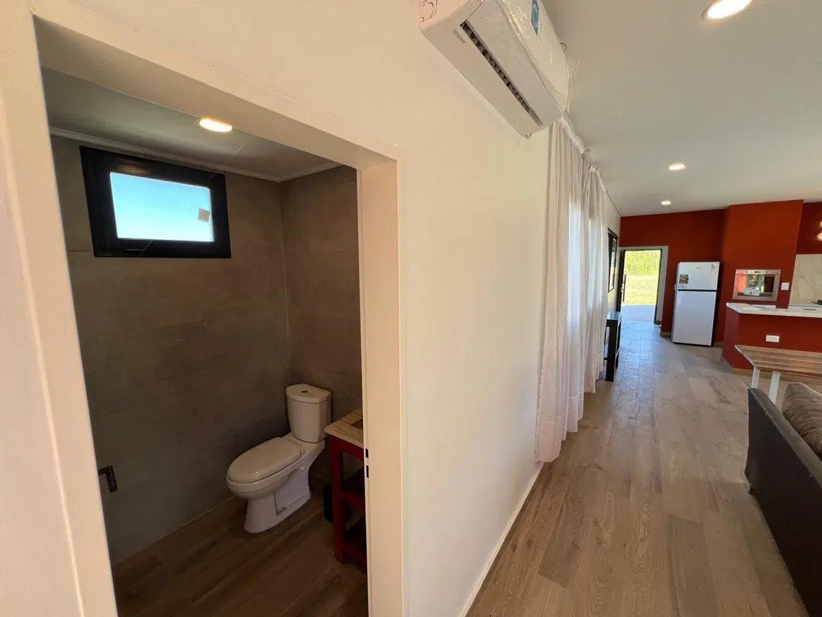 VENTA CASA  LAS GOLONDRINAS GOLF  LUJAN 8