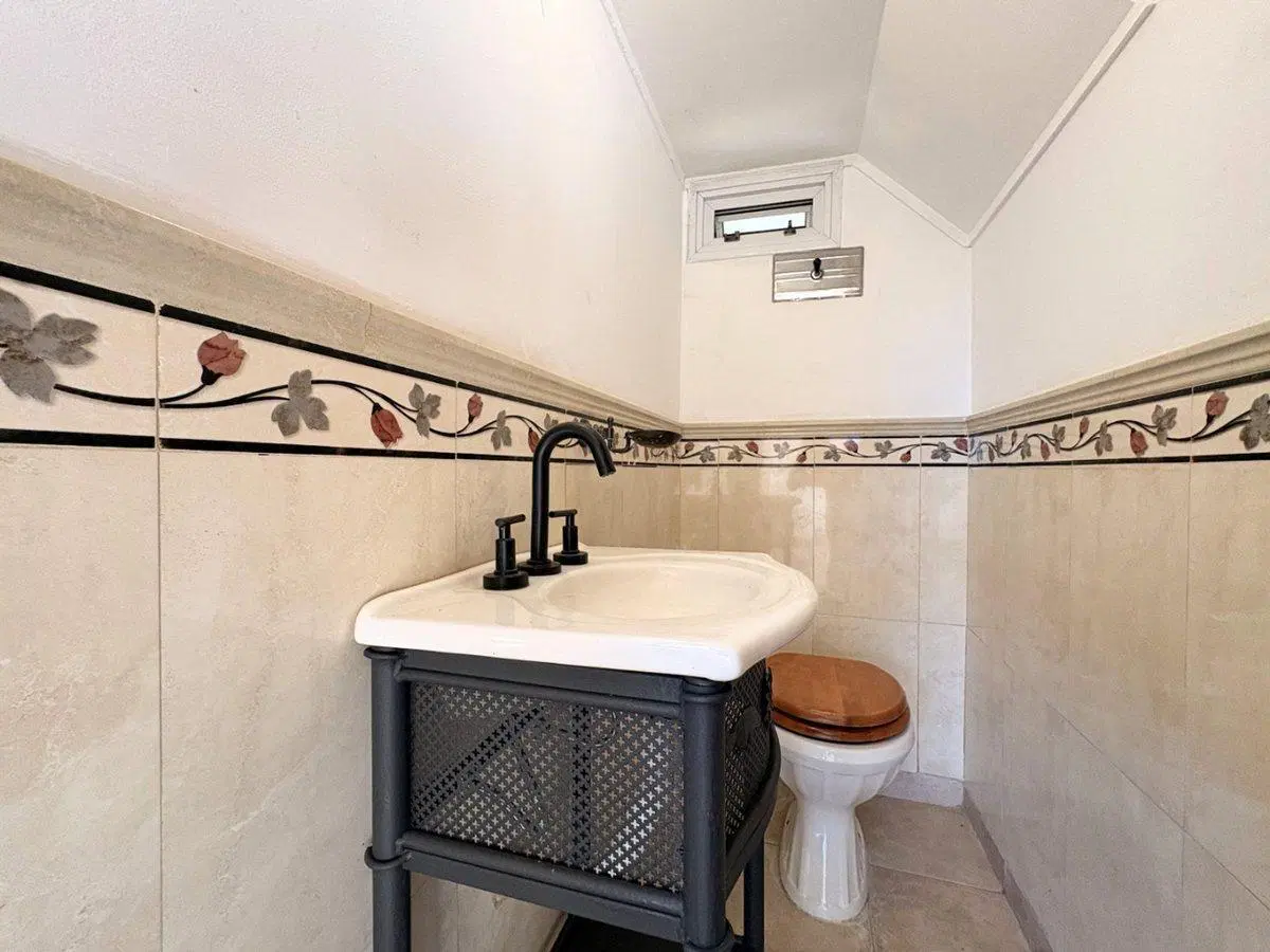 VENTA CASA 5 AMBIENTES EL CASCO DE MORENO 4