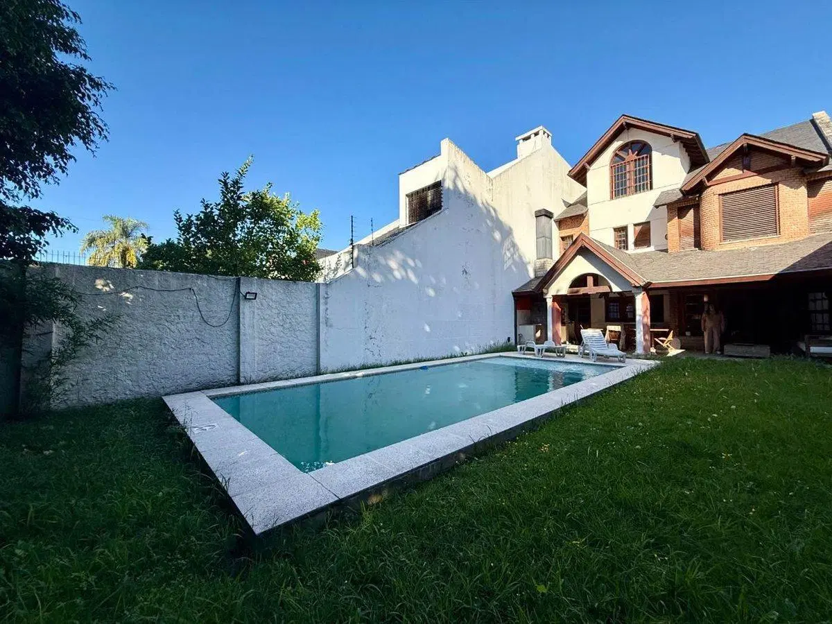 VENTA CASA 5 AMBIENTES EN RAMOS MEJIA 8
