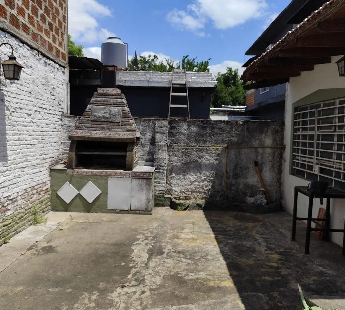 Casa en venta 3 ambientes V. Luzuriaga 2