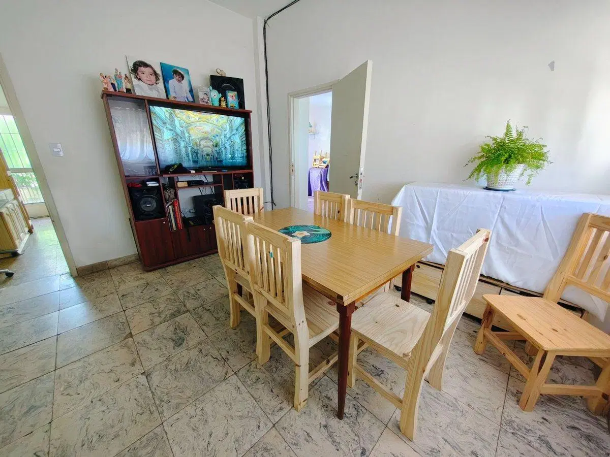 VENTA CASA 3 AMBIENTES MORON 2