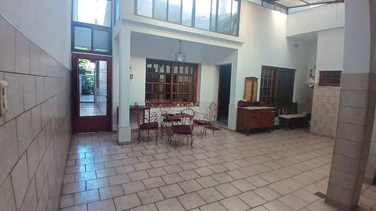 VENTA DE CASA 6 AMBIENTES EN RAMOS MEJÍA 8