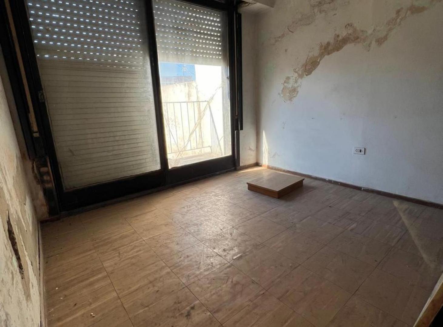 Foto de VENTA CASA 4 AMBIENTES VILLA LUZURIAGA, imagen 3