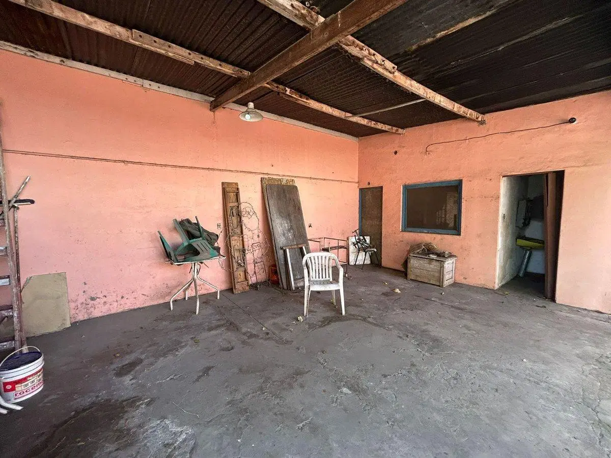 VENTA LOTE EN VILLA LUZURIAGA 4