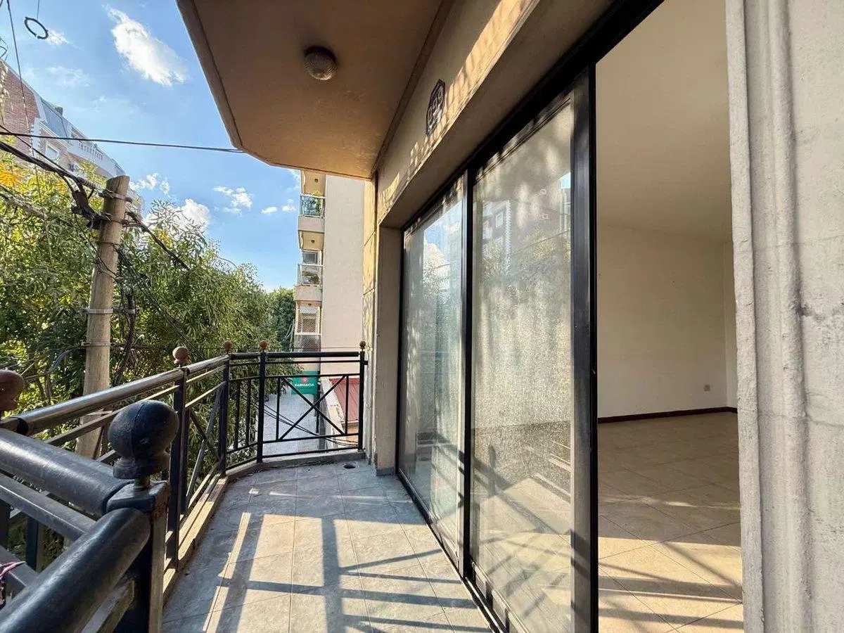 Venta departamento tres ambientes en Ramos Mejia 8