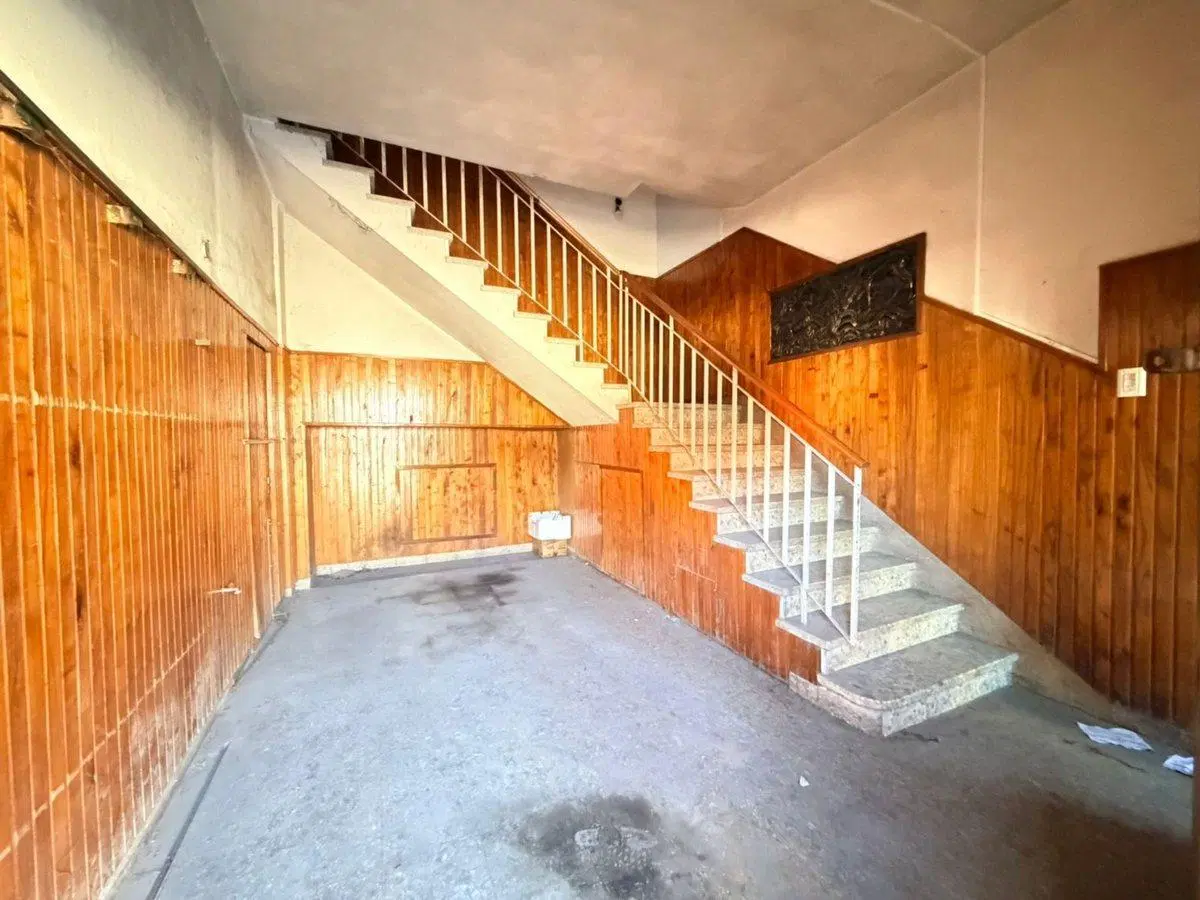 VENTA CASA 4 AMBIENTES ISIDRO CASANOVA 3