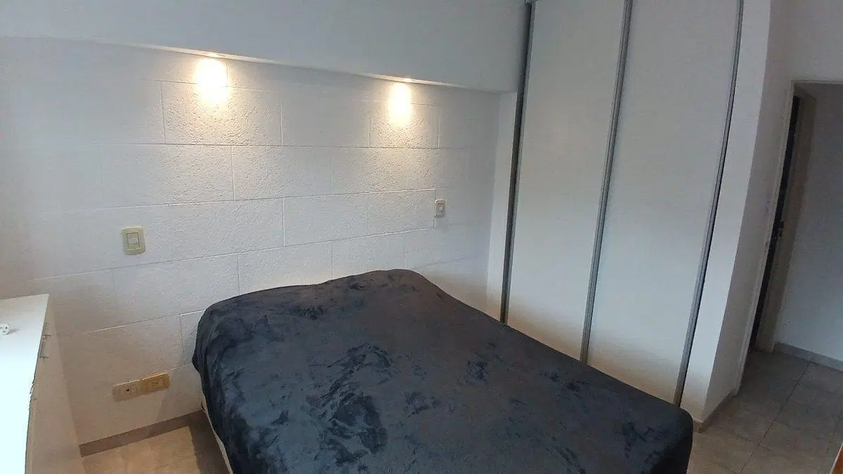 VENTA DEPARTAMENTO DOS AMBIENTES EN V. SARMIENTO 2