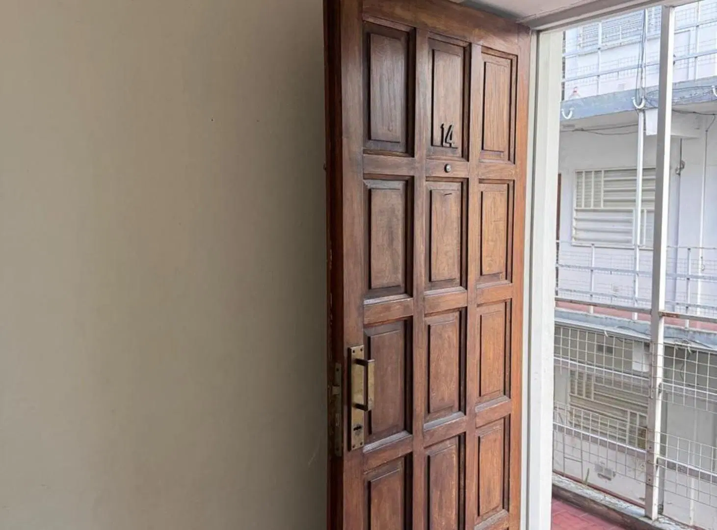 VENTA DEPARTAMENTO 2 AMBIENTES MORON 2