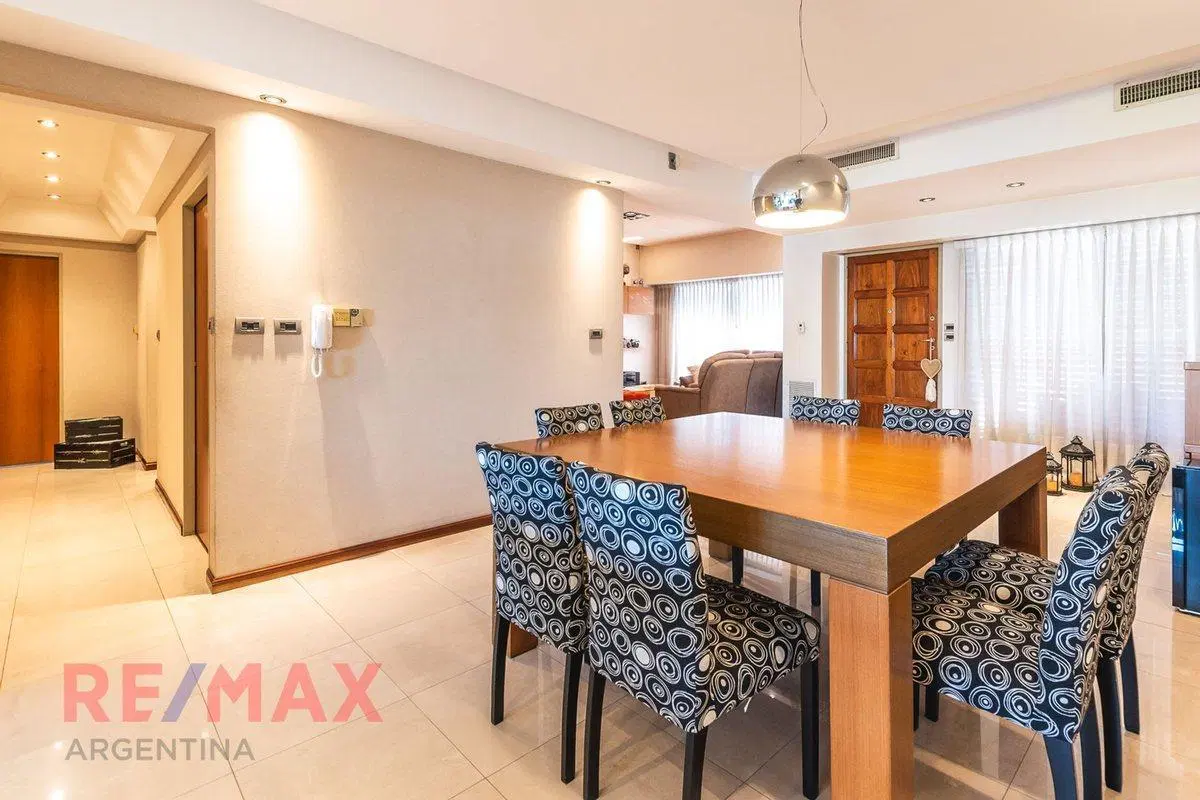 VENTA CASA 7 AMBIENTES EN RAMOS MEJIA 2