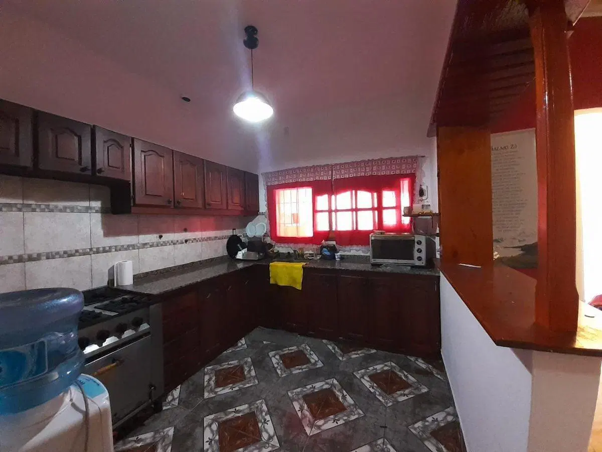 VENTA CASA 4 AMBIENTES EN ITUZAINGO 5