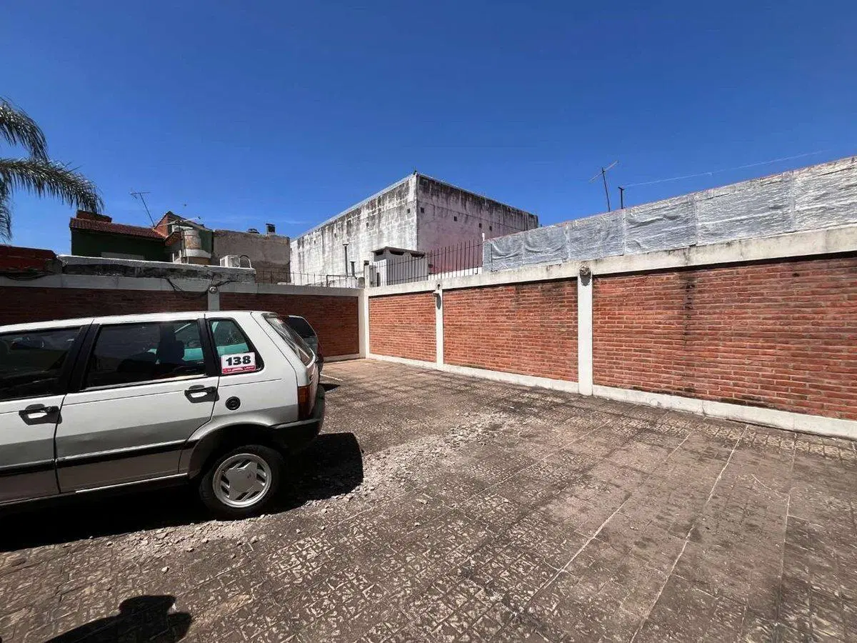 VENTA DE COCHERAS EN RAMOS MEJIA 2