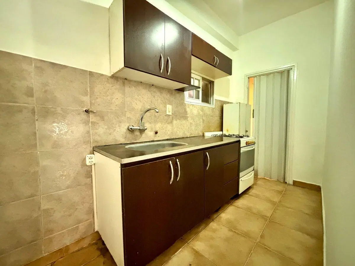 Venta PH 2 ambientes en San Justo 8