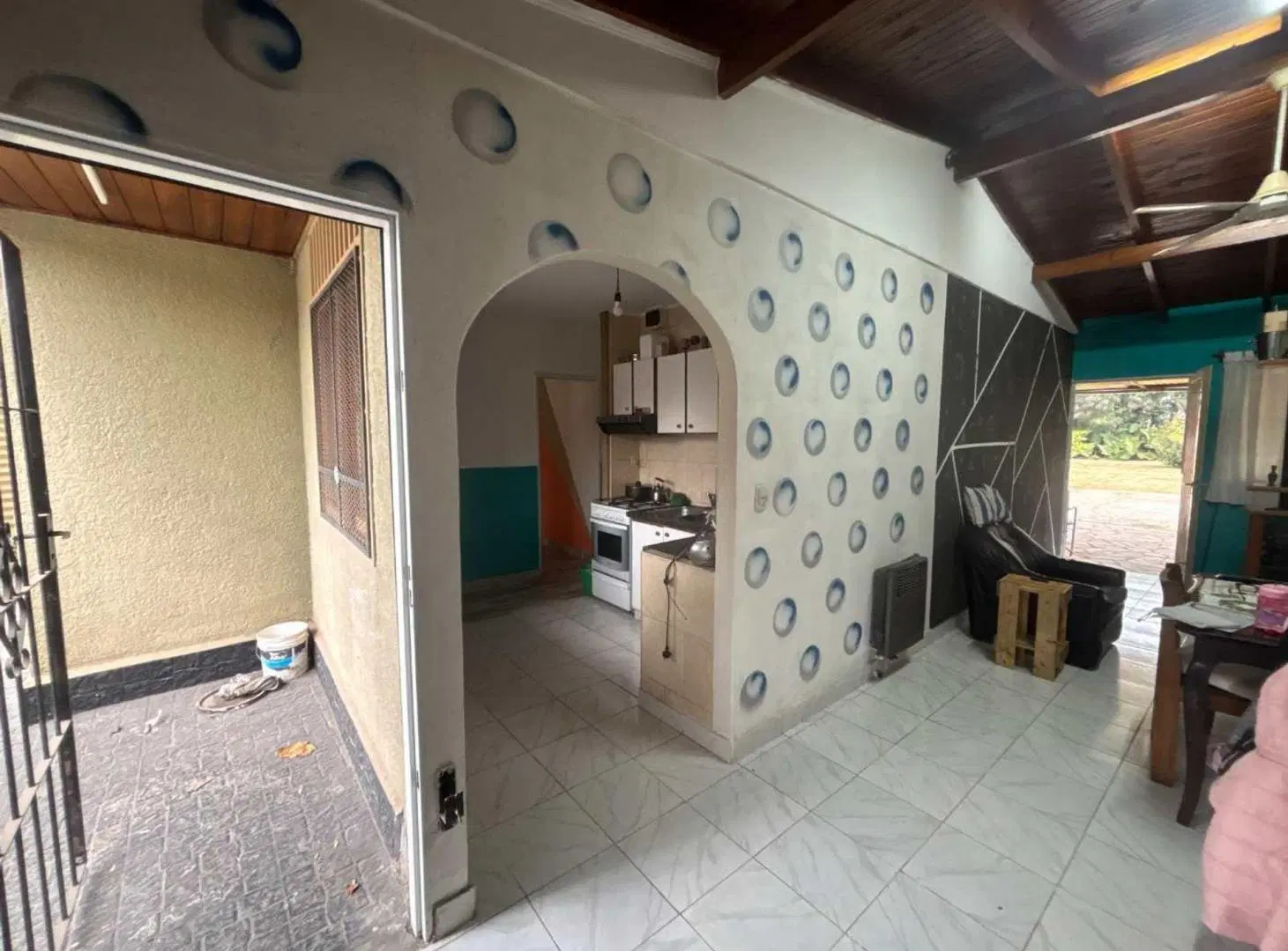 VENTA CASA 4 AMBIENTES MORENO 2