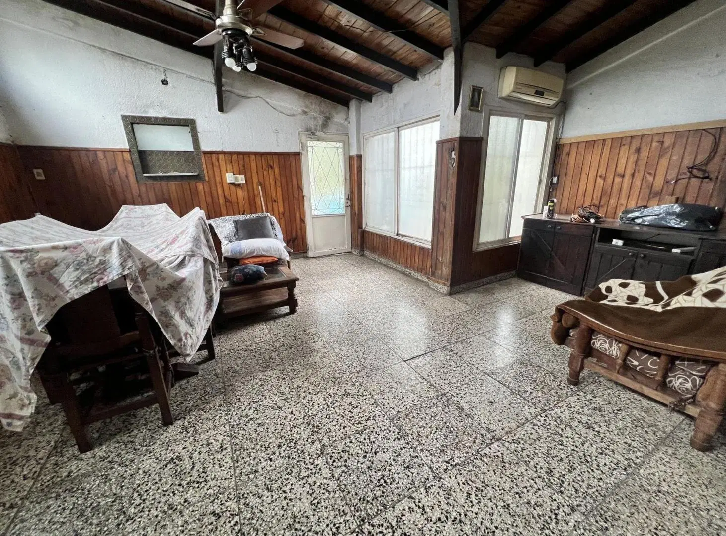 VENTA DE CASA 4 AMBIENTES ITUZAINGO 2