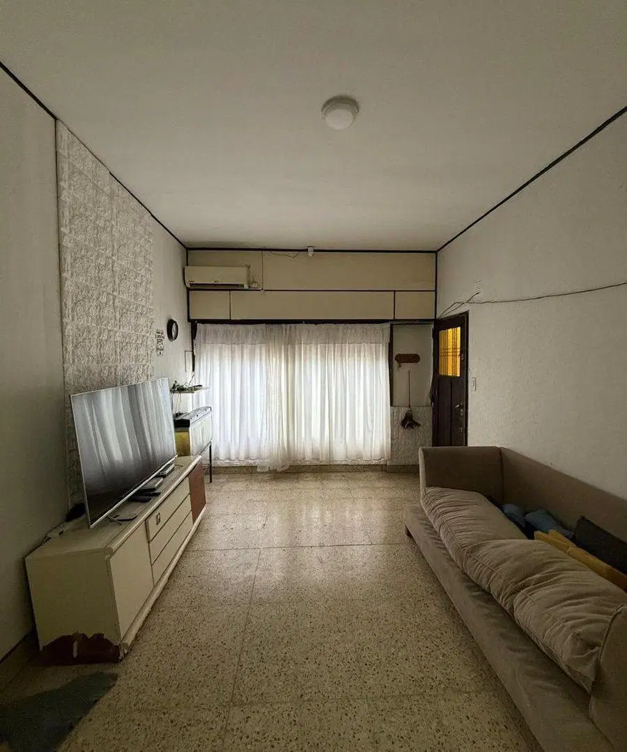 VENTA CASA 4 AMBIENTES HAEDO 1