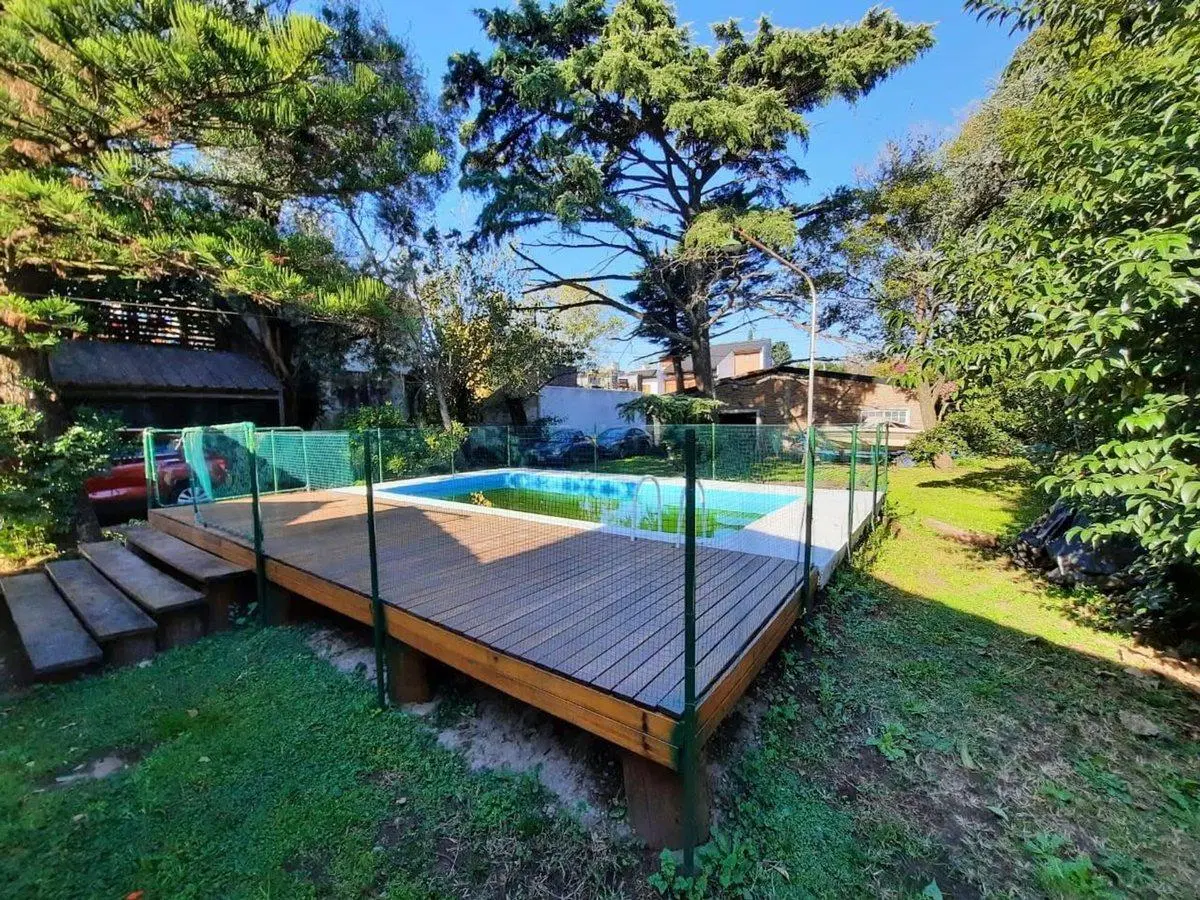 VENTA QUINTA DE 4 AMBIENTES EN VILLA LUZURIAGA 3