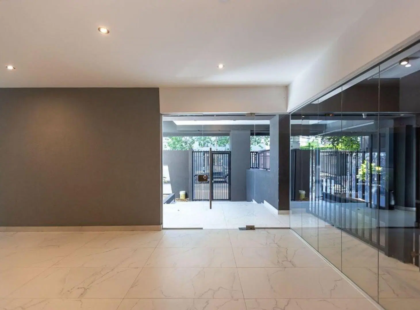 VENTA CASEROS MONOAMBIENTE DIVISIBLE CON BALCON 5