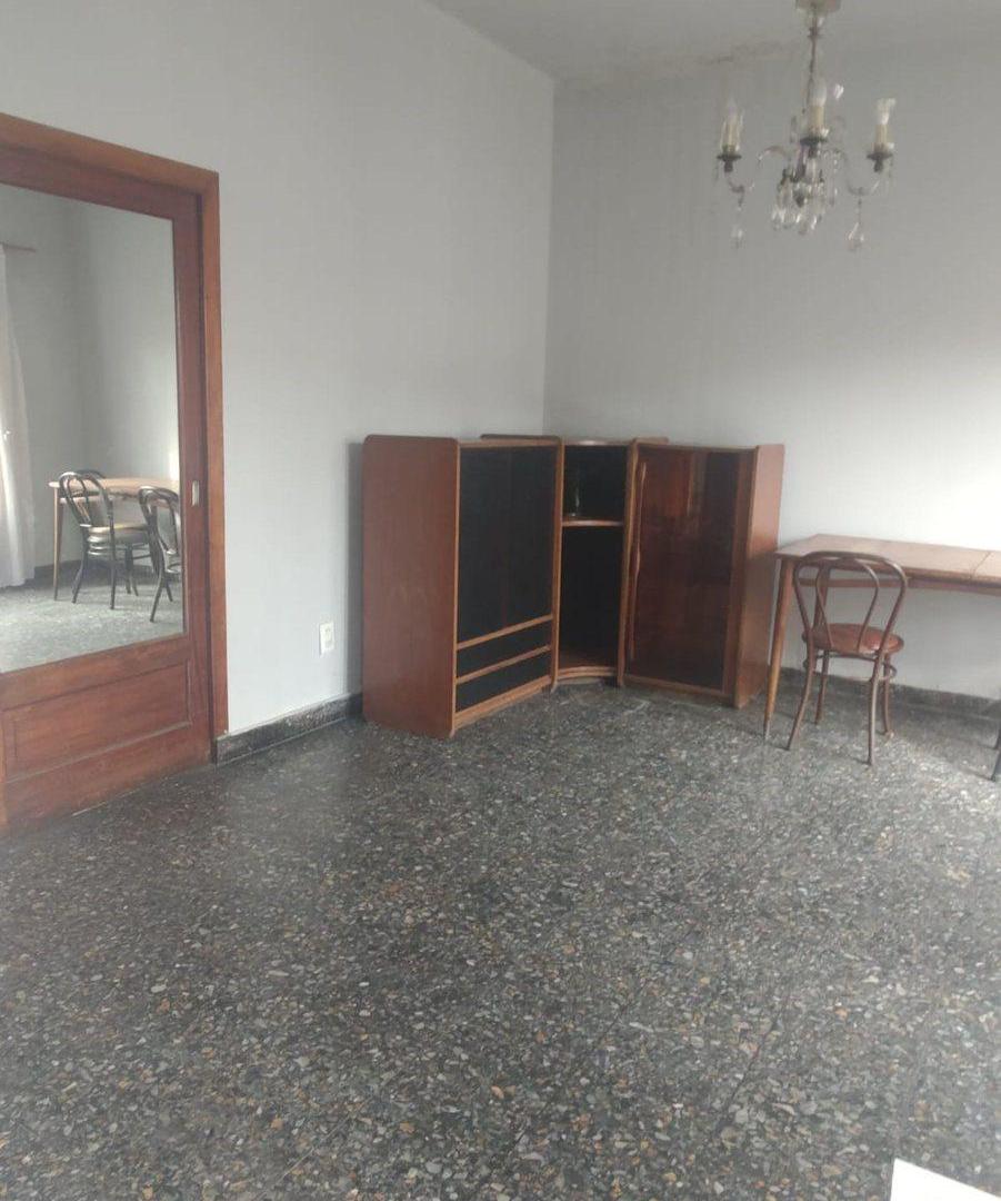 Foto de Venta de Casa en Ramos Mejía 6 ambientes, imagen 5