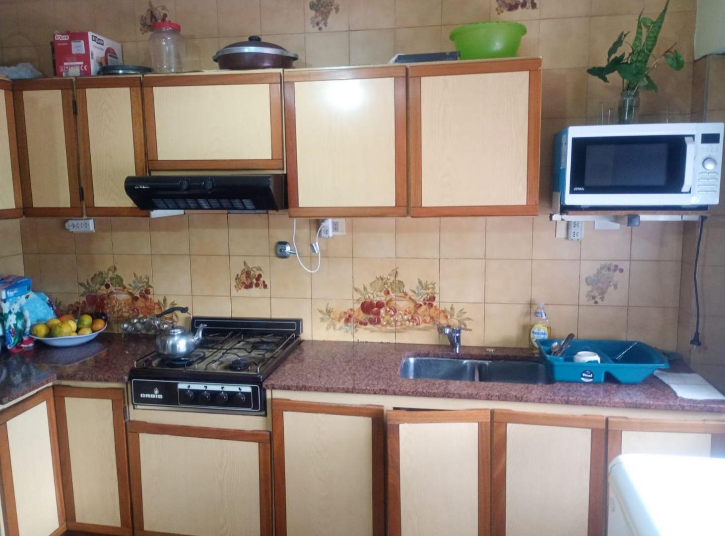Foto de Venta casa con departamento y local Laferrere, imagen 2