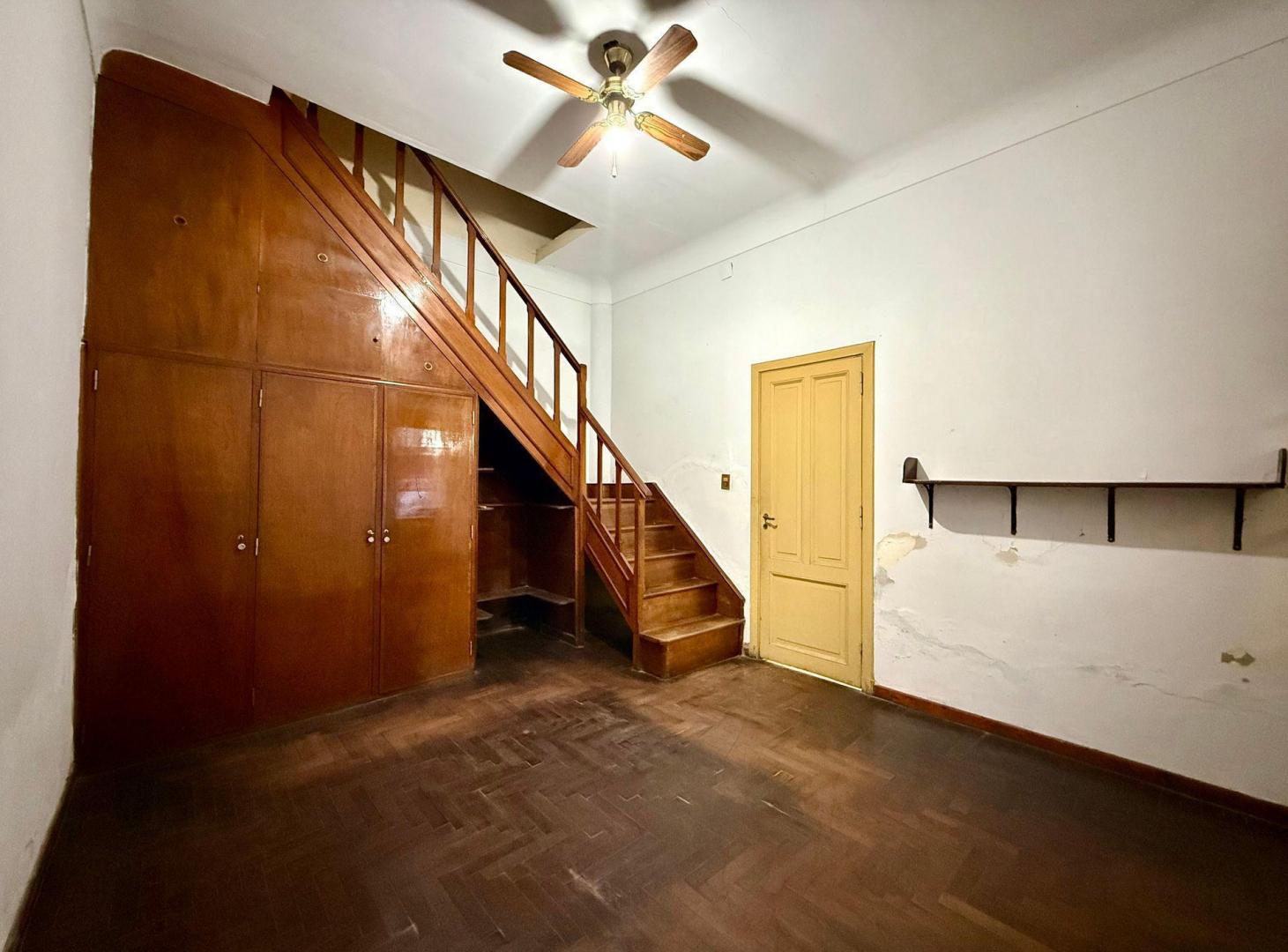 Foto de Venta PH 4 ambientes en Ciudadela, imagen 1