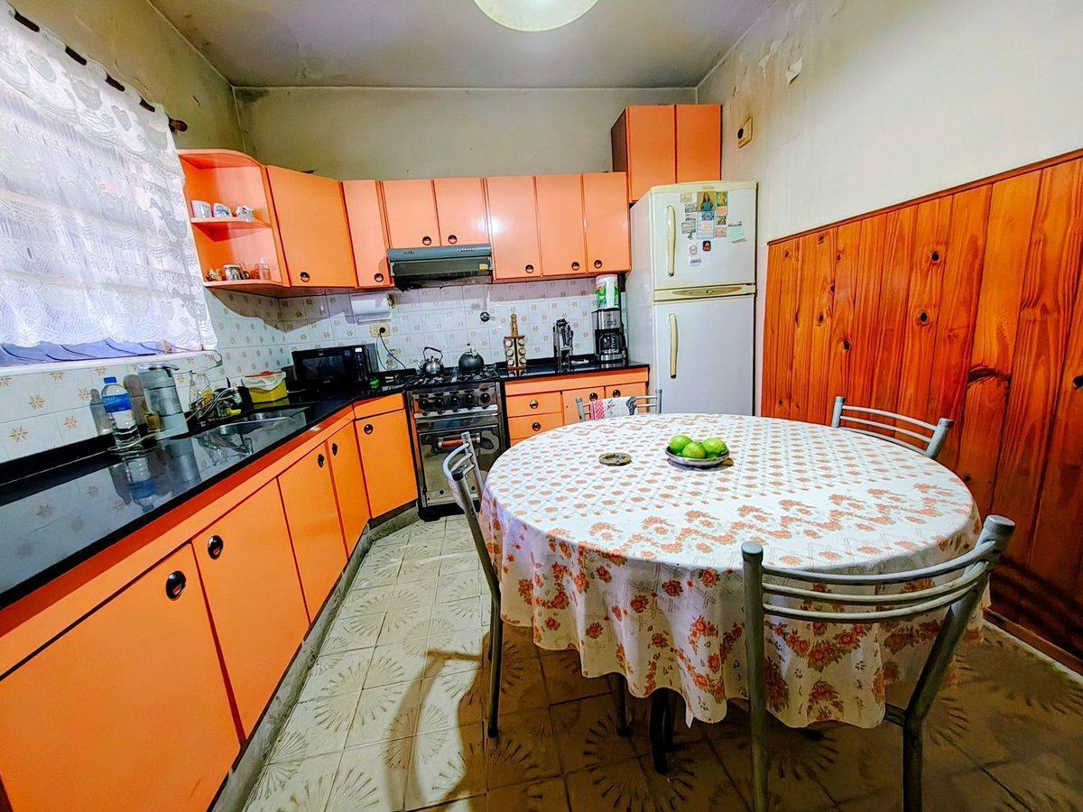 Foto de VENTA CASA 3 AMBIENTES VILLA LUZURIAGA, imagen 1