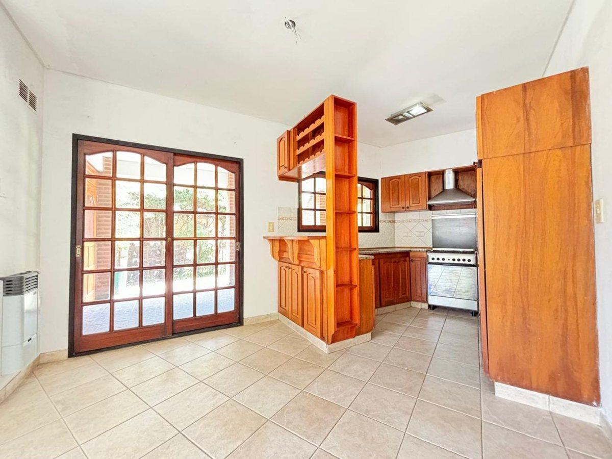 Foto de VENTA CASA 5 AMBIENTES EL CASCO DE MORENO, imagen 2