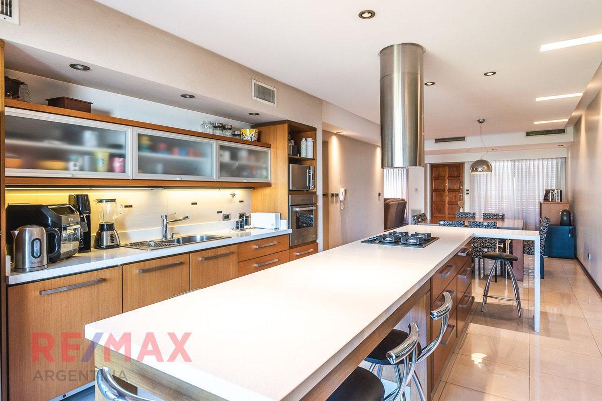 Foto de VENTA CASA 7 AMBIENTES EN RAMOS MEJIA, imagen 3