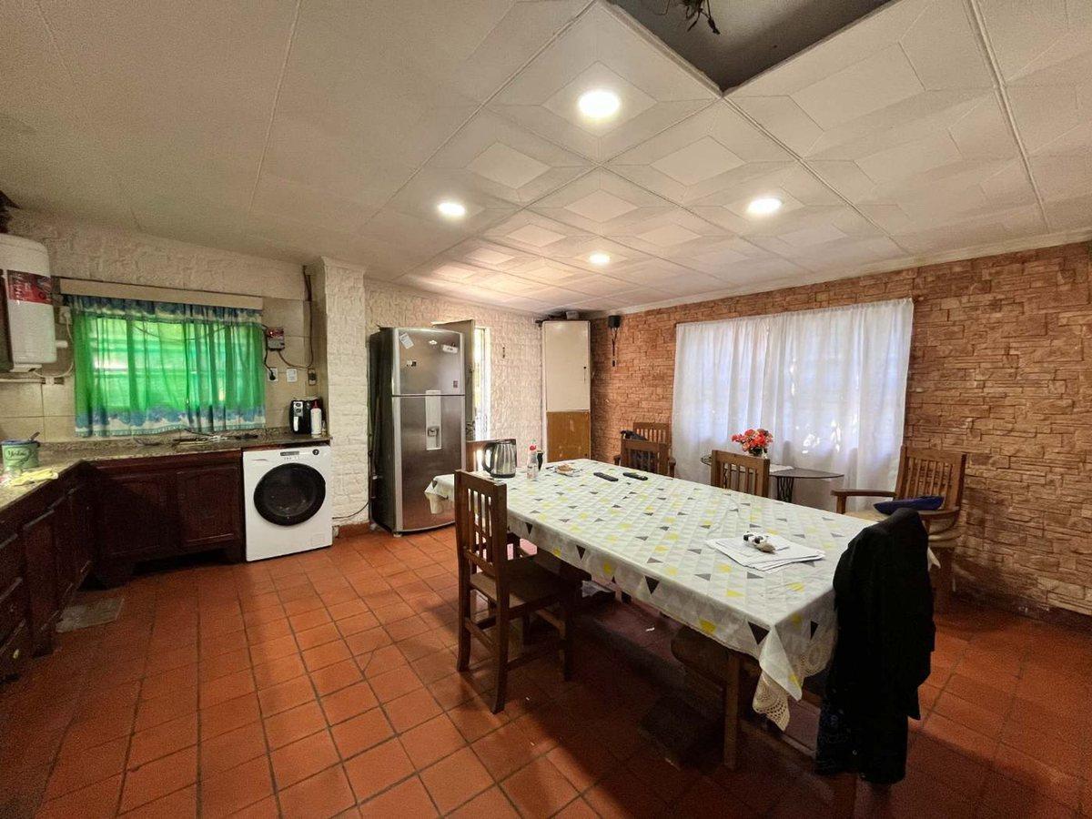 Foto de VENTA CASA 4 AMBIENTES EN LA REJA, imagen 1