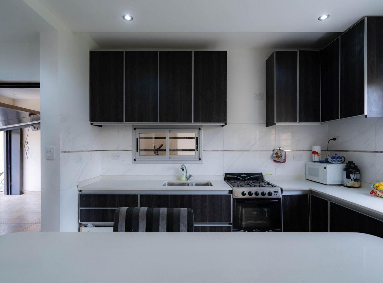 Foto de VENTA CASA 7 AMBIENTES CIUDAD EVITA, imagen 4
