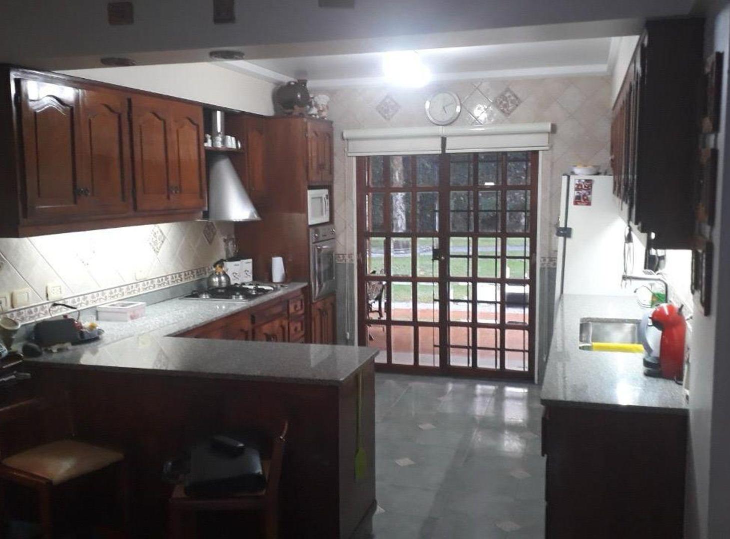 Foto de VENTA CASA 6 AMBIENTES RAMOS MEJIA, imagen 4