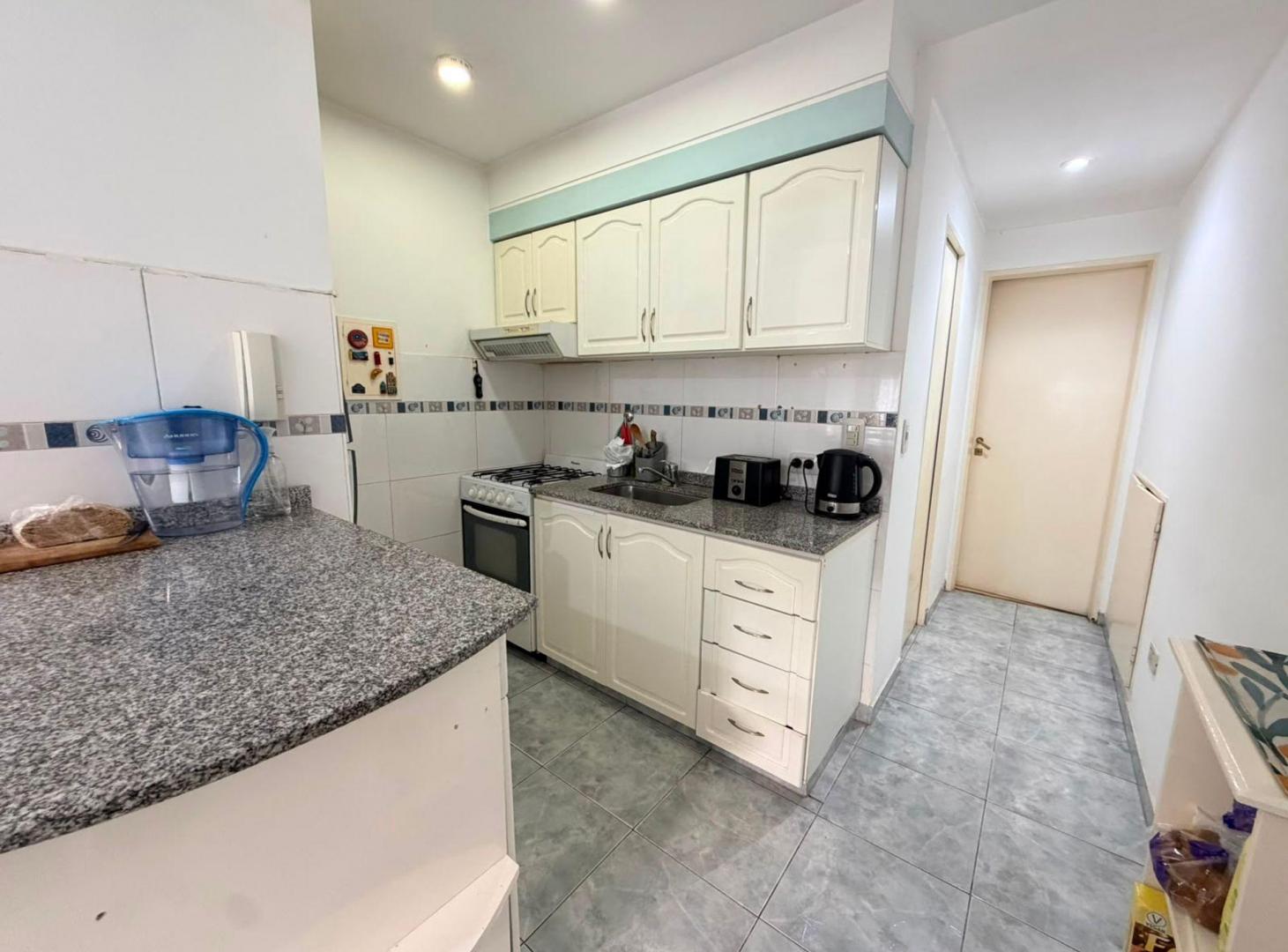 Foto de VENTA PH 2 AMBIENTES EN RAMOS MEJIA COCHERA, imagen 4