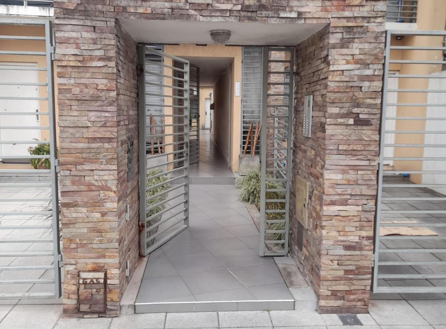 Foto de VENTA PH 2 AMBIENTES RAMOS MEJIA, imagen 1
