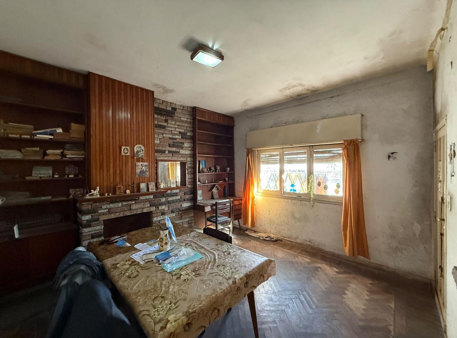 Foto de VENTA CASA 6 AMBIENTES EN ITUZAINGO, imagen 1