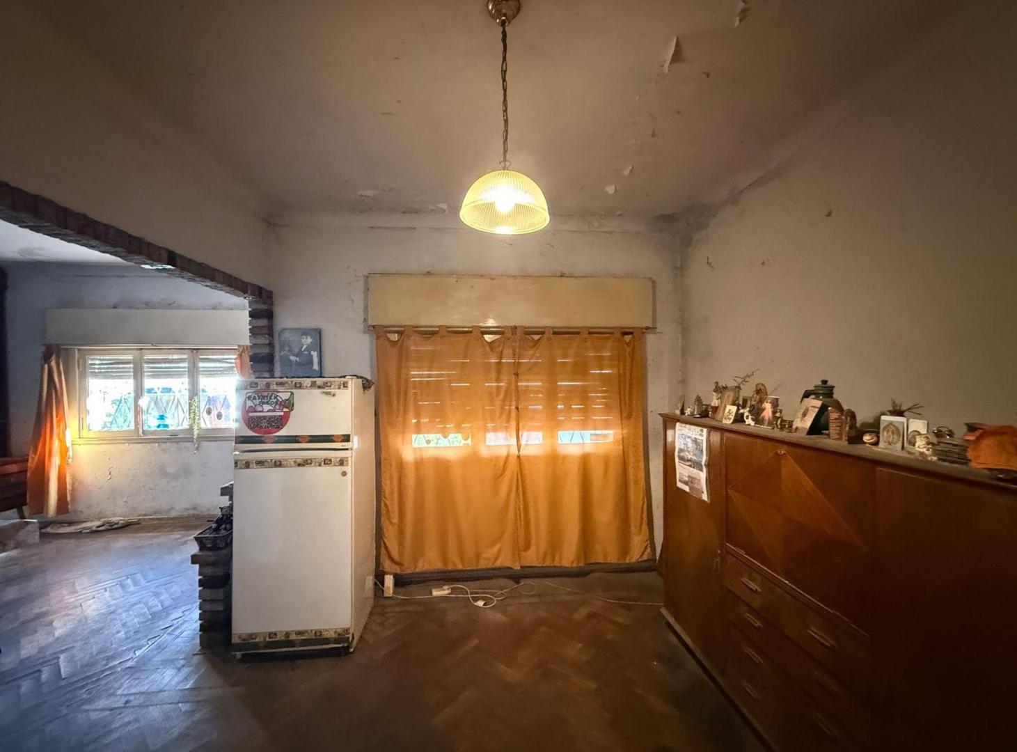 Foto de VENTA CASA 6 AMBIENTES EN ITUZAINGO, imagen 2