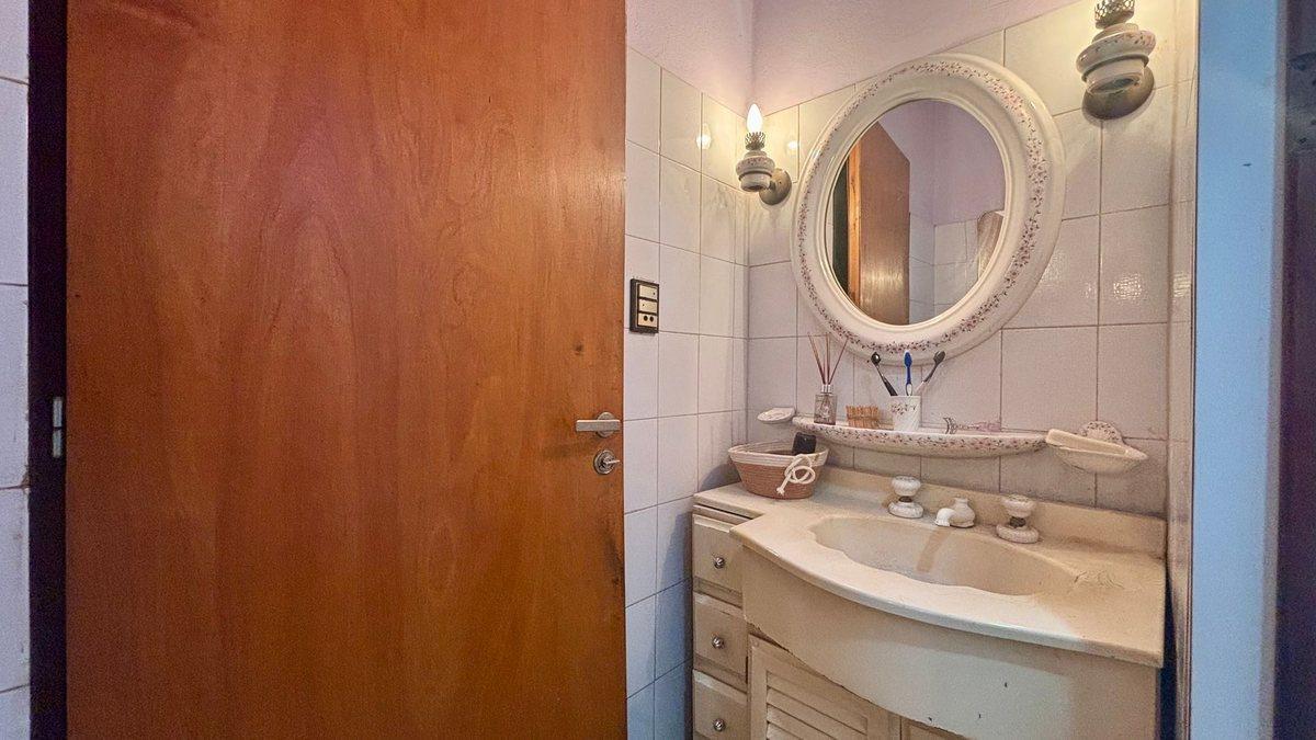 Foto de VENTA CASA 3 AMBIENTES EN LOMAS DEL MIRADOR, imagen 5