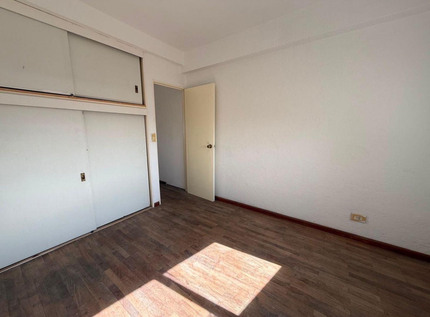 Foto de Venta departamento tres ambientes en Ramos Mejia, imagen 1