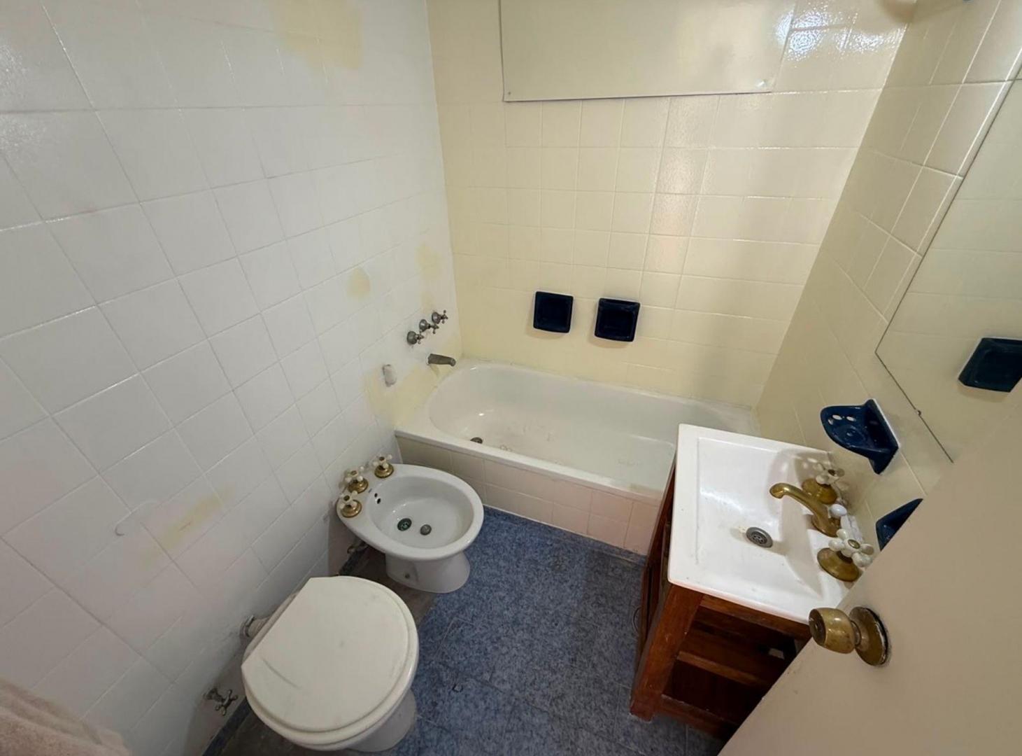 Foto de Venta departamento tres ambientes en Ramos Mejia, imagen 3
