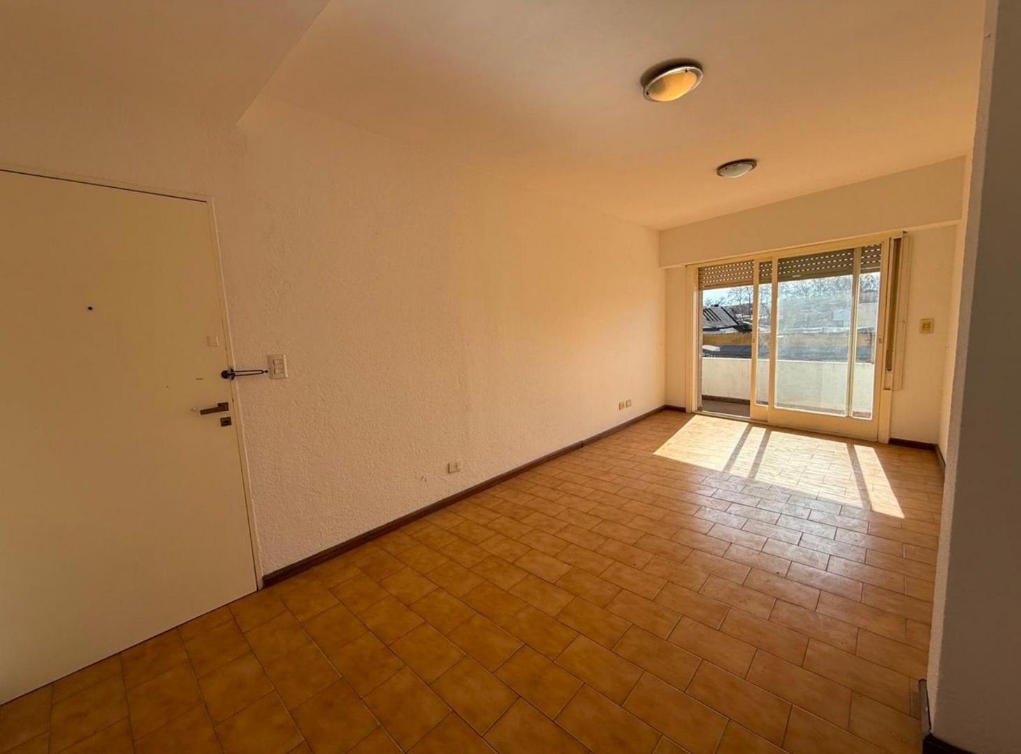 Foto de Venta departamento tres ambientes en Ramos Mejia, imagen 5