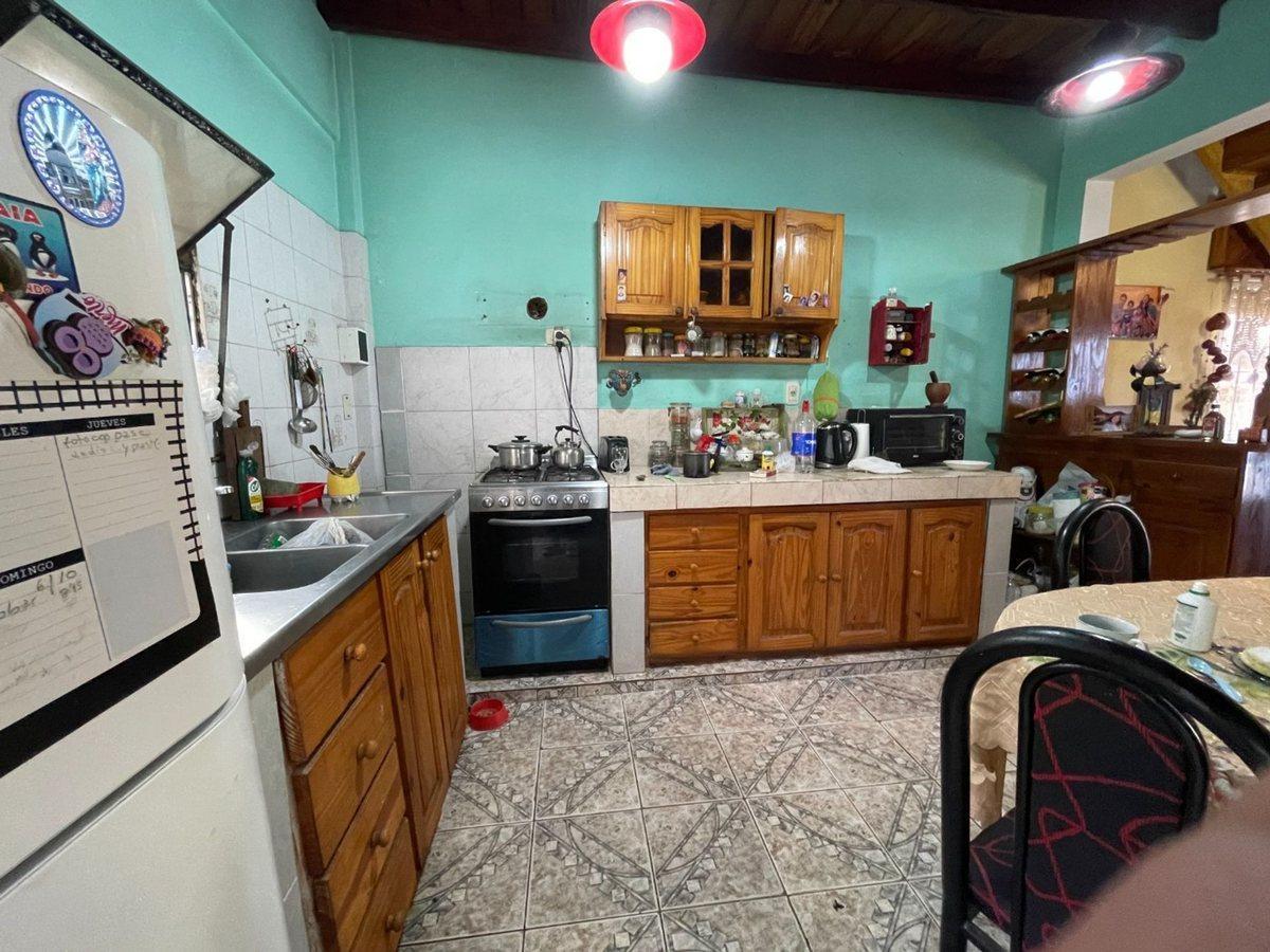 Foto de VENTA CASA 4 AMB EN MERLO C/GARAGE, imagen 5