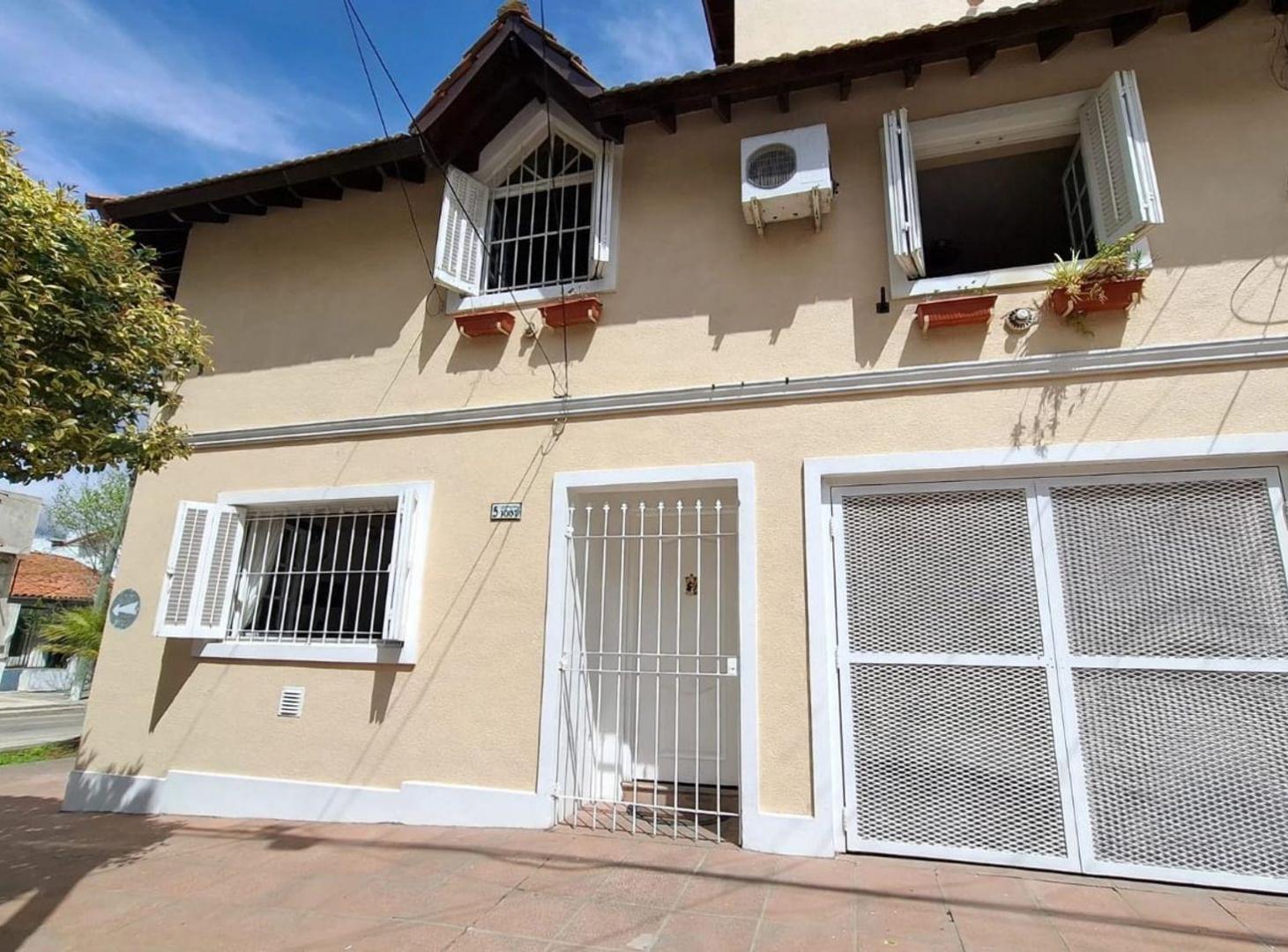 Foto de VENTA CASA 5 AMBIENTES RAMOS MEJIA, imagen 2