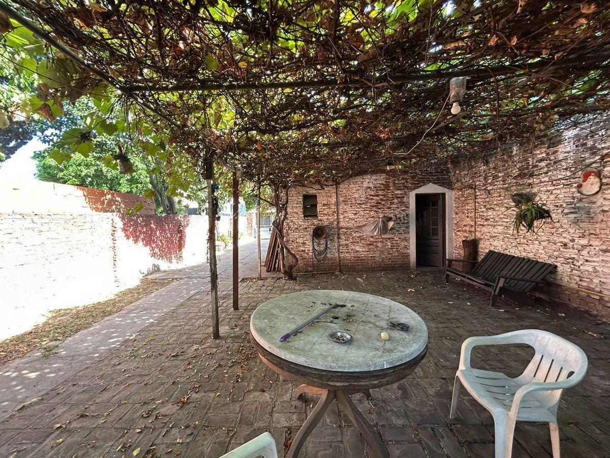 Foto de VENTA LOTE EN VILLA LUZURIAGA, imagen 2