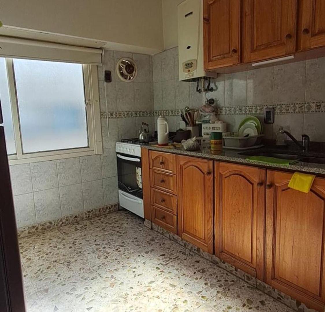 Foto de VENTA DEPARTAMENTO 3 AMB. TAPIALES, imagen 3