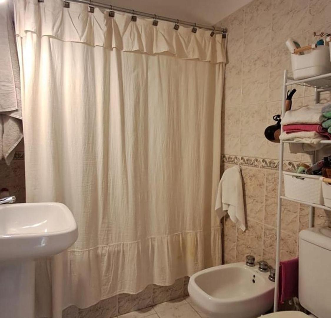 Foto de VENTA DEPARTAMENTO 3 AMB. TAPIALES, imagen 5