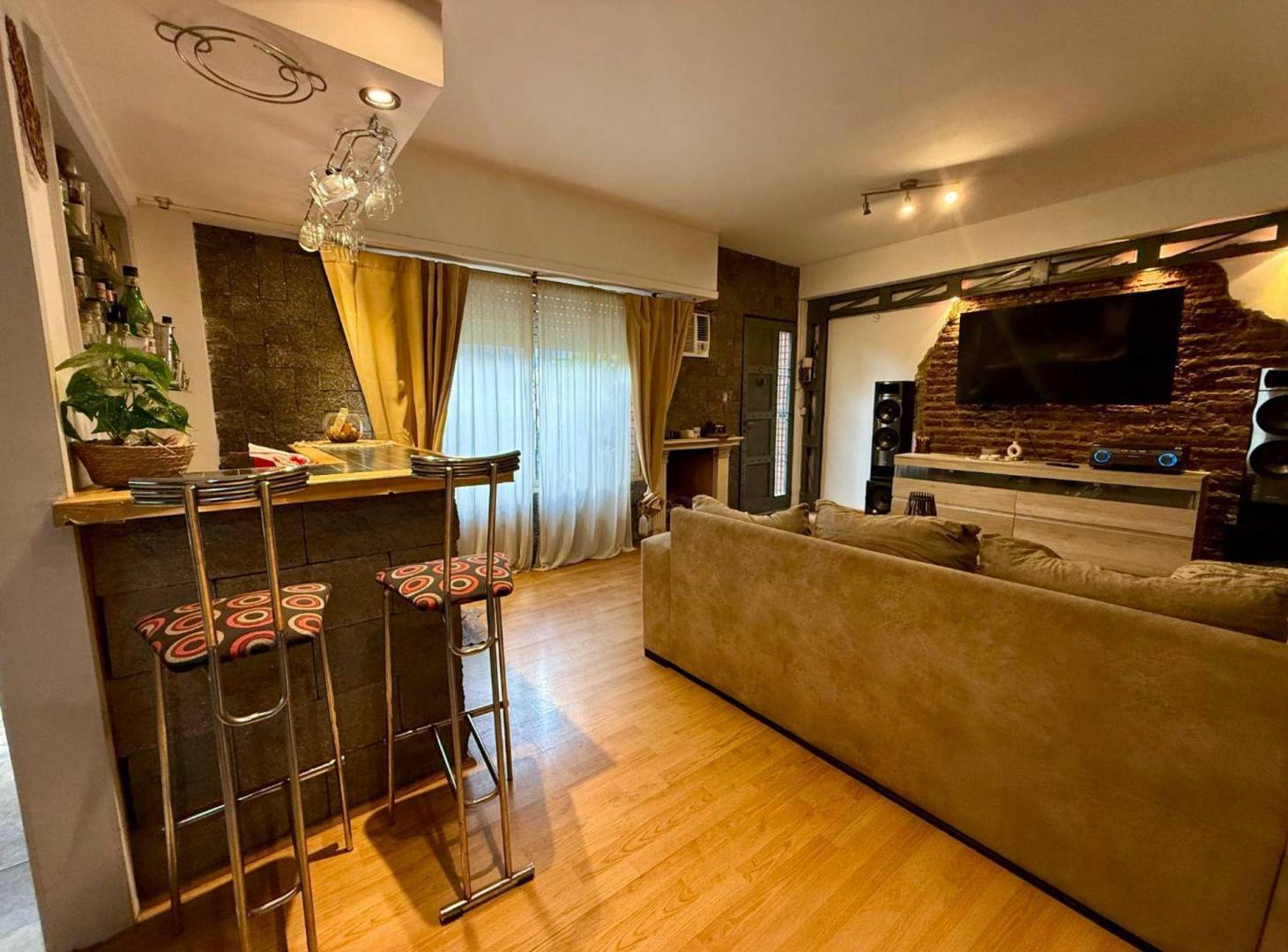 Foto de Venta Ph 4 ambientes en Villa Lynch, imagen 5
