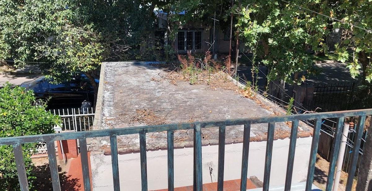 Venta - Casa de 2 Dorm. en Granadero Baigorria 2