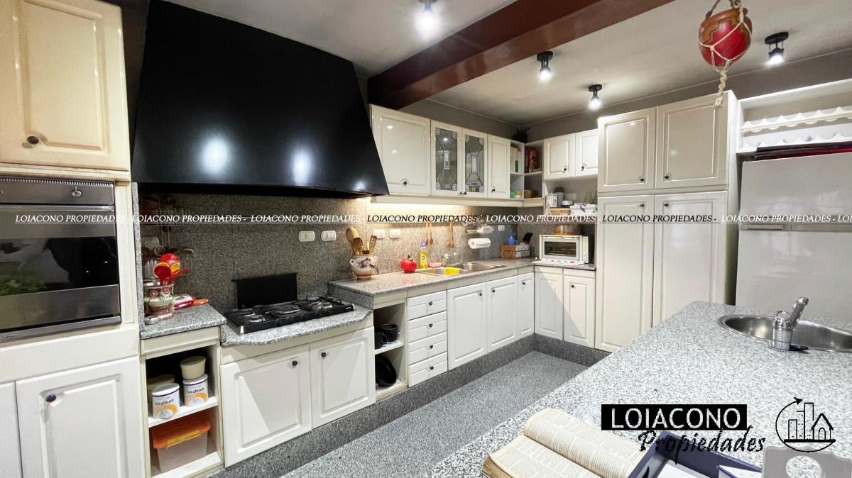 Foto de Chalet en venta - Cafayate al 4800 - Loiacono Propiedades, imagen 5